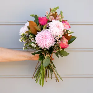 Fresh Flowers Soft Signature Petit Posy