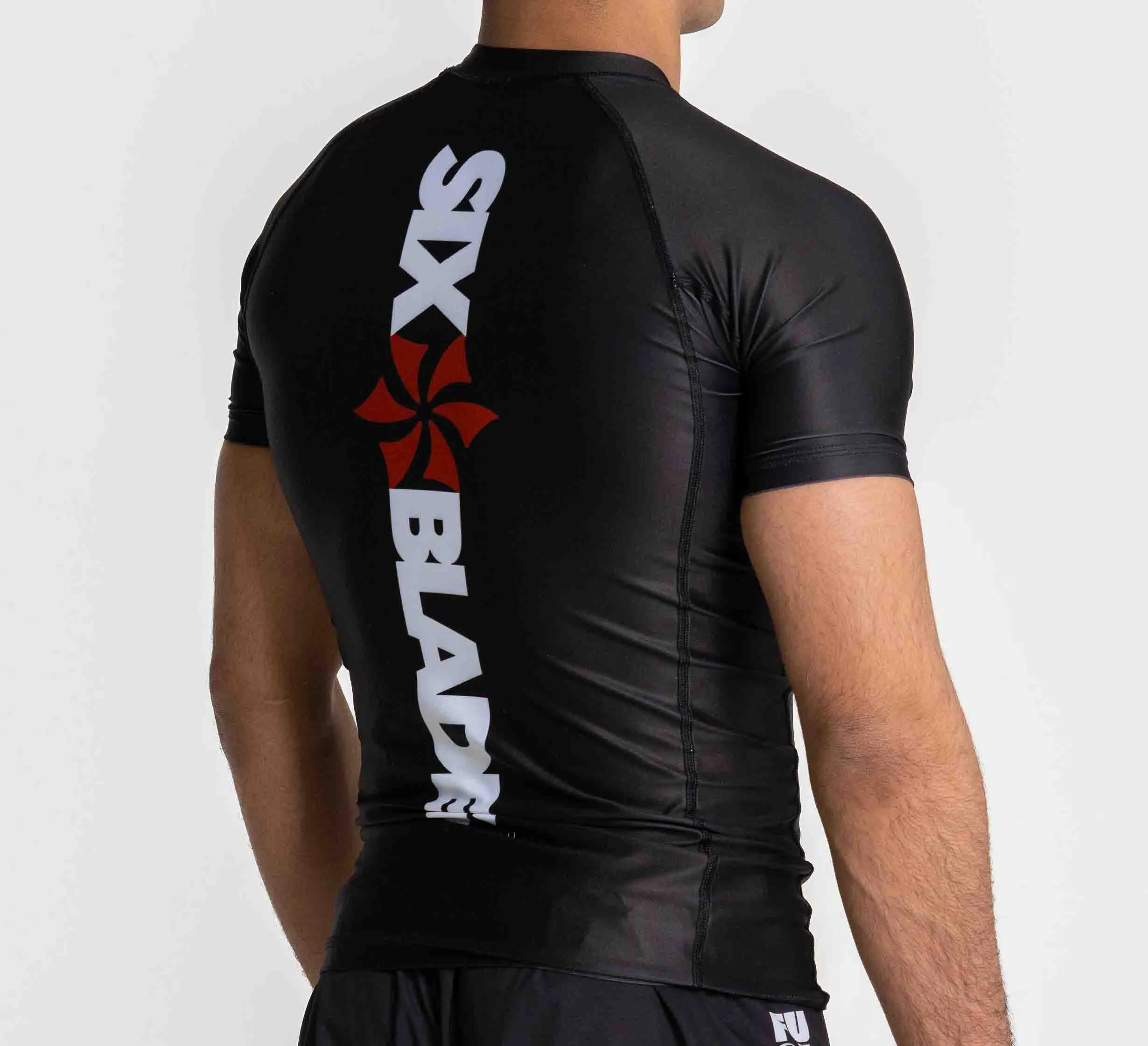 Six Blades Short Sleeve Rashguard Black