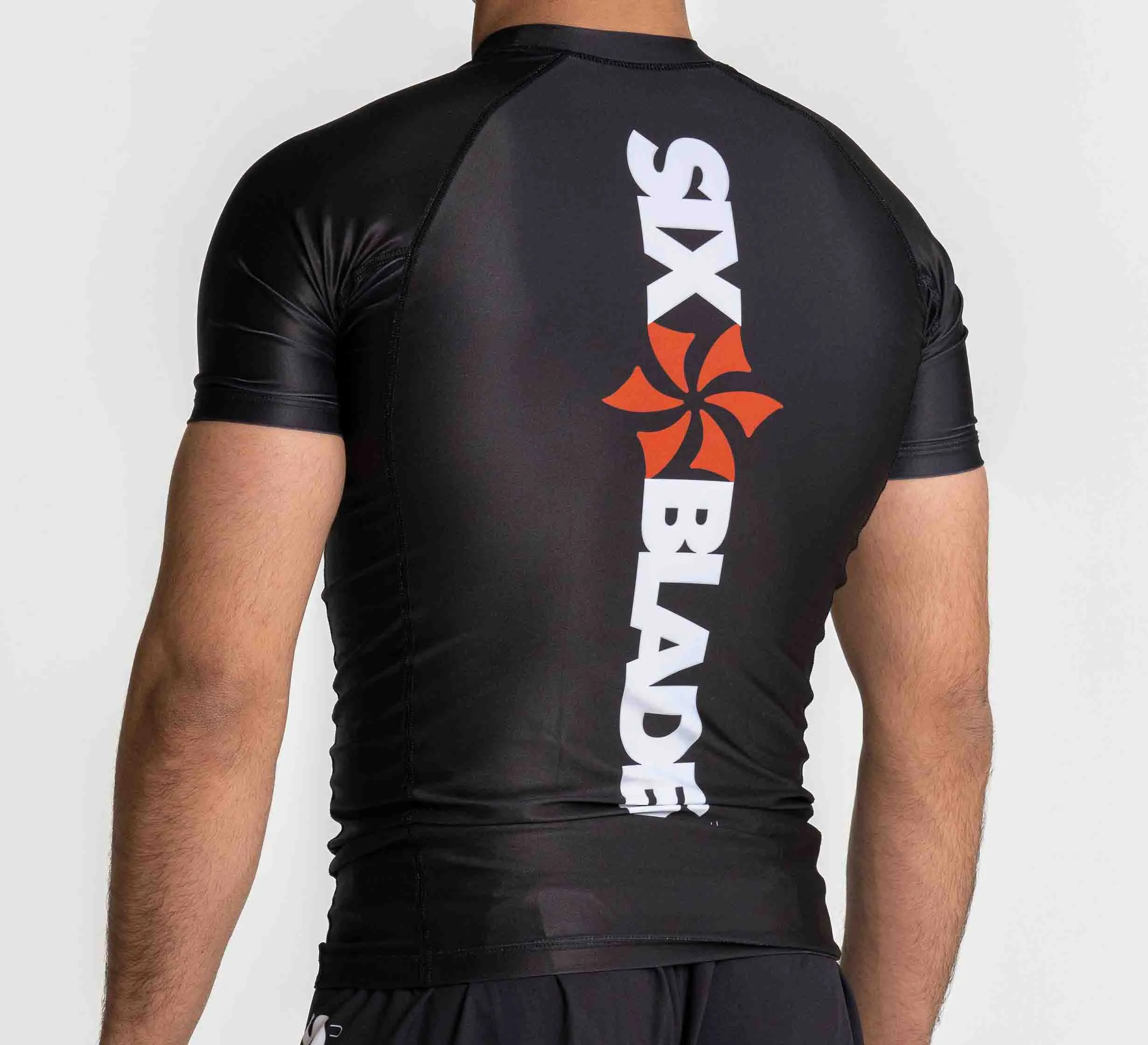 Six Blades Short Sleeve Rashguard Black