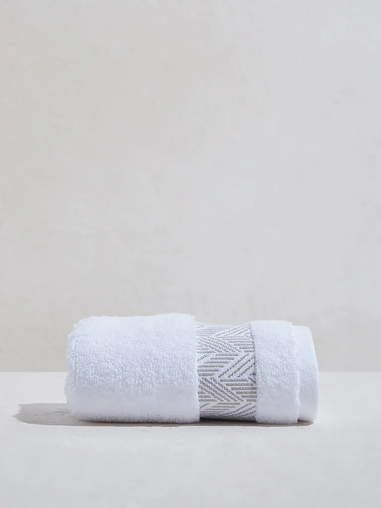 Westside Home White Jacquard Detailed Hand Towel